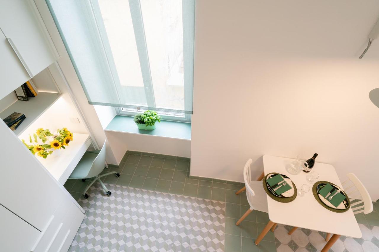 Oliva Apartment Империа Екстериор снимка